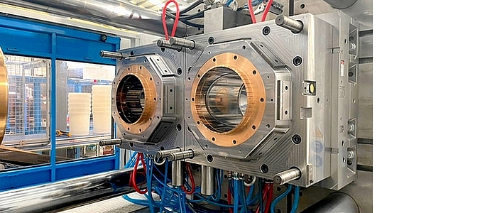 SuperPail 21L co-injection mould tests